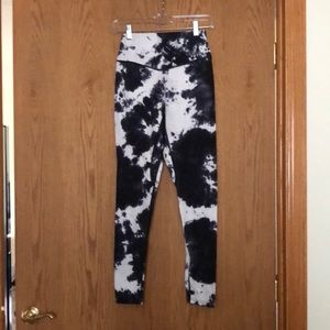vitality/balance athletica cloud tie-due leggings